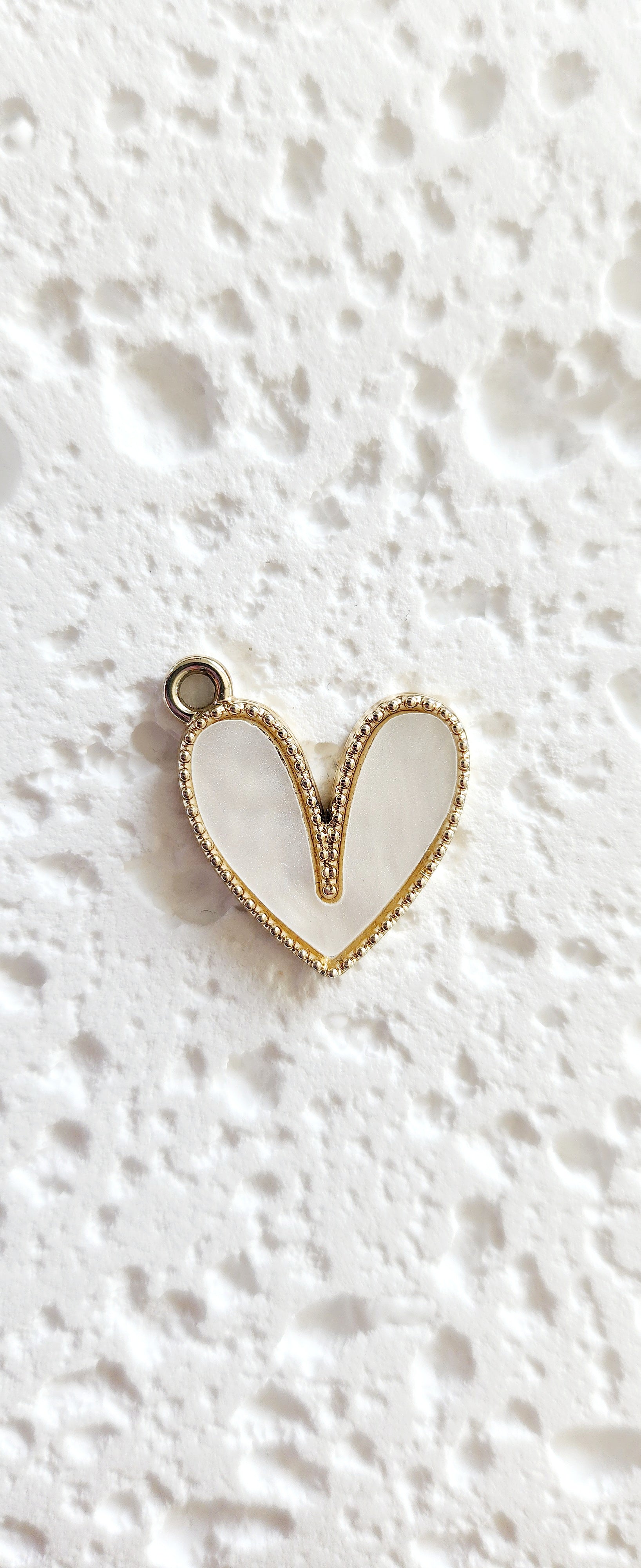 Charms à choisir – Coeur résine